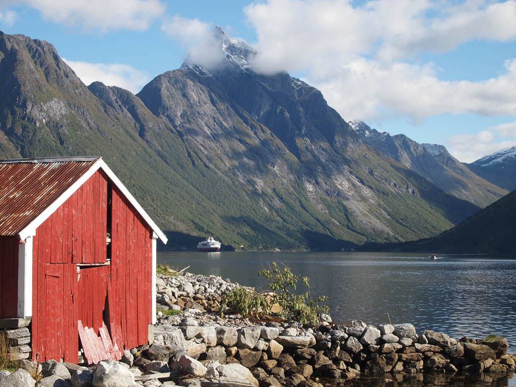 Hurtigruten in Hjorundfjord by Arne Gjære, Hurtigruten
