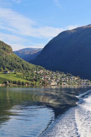 Aurland village Sognefjord. Photo by Rita de Lange, Fjord Travel Norway