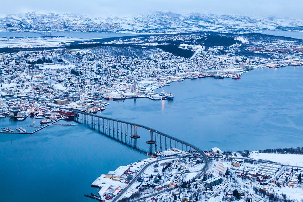 Beautiful Tromso by Konrad Konieczny, Nordnorsk Reiseliv