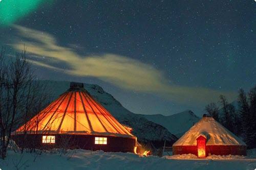 Camp Tamok by Lyngsfjord Adventure