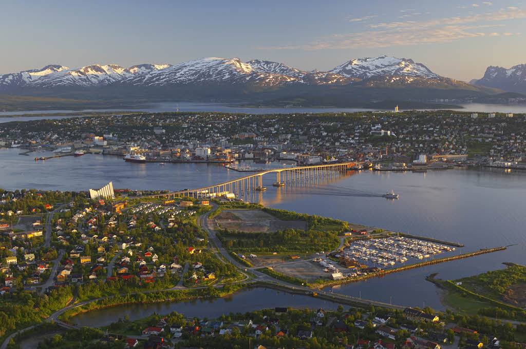 Tromso in summer by Baard Loeken, Nordnorsk Reiseliv