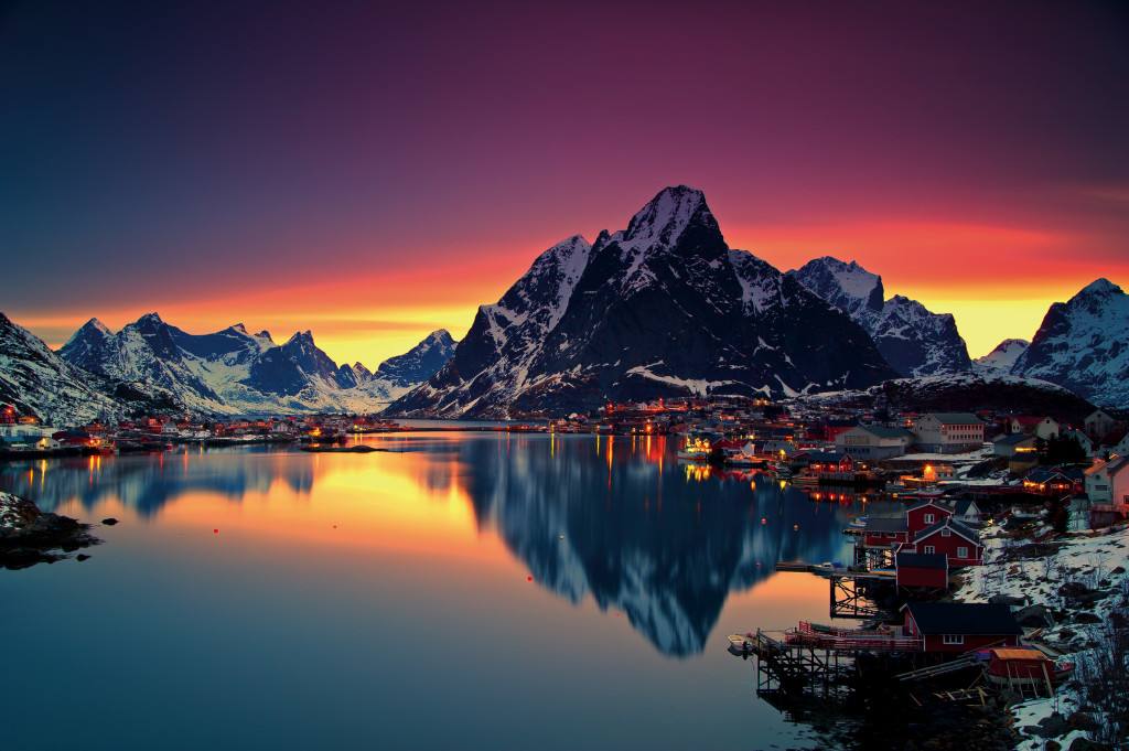 The spectacular Lofoten Islands. Photo by Christian Bothner, Nordnorsk Reiseliv