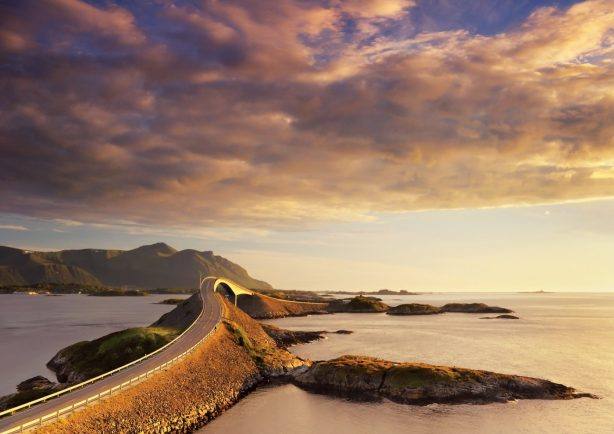 Atlantic Ocean Road by Jacek Rozycki, Visit Norway