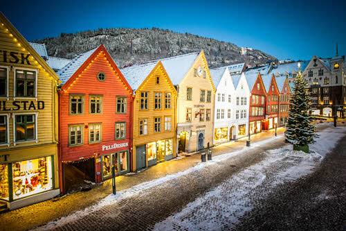 Christmas in Bergen by Christer Ronnestad, Visit Norway