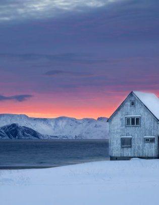 Winter Light by Anne Olsen Ryum, Nordnorsk Reiseliv