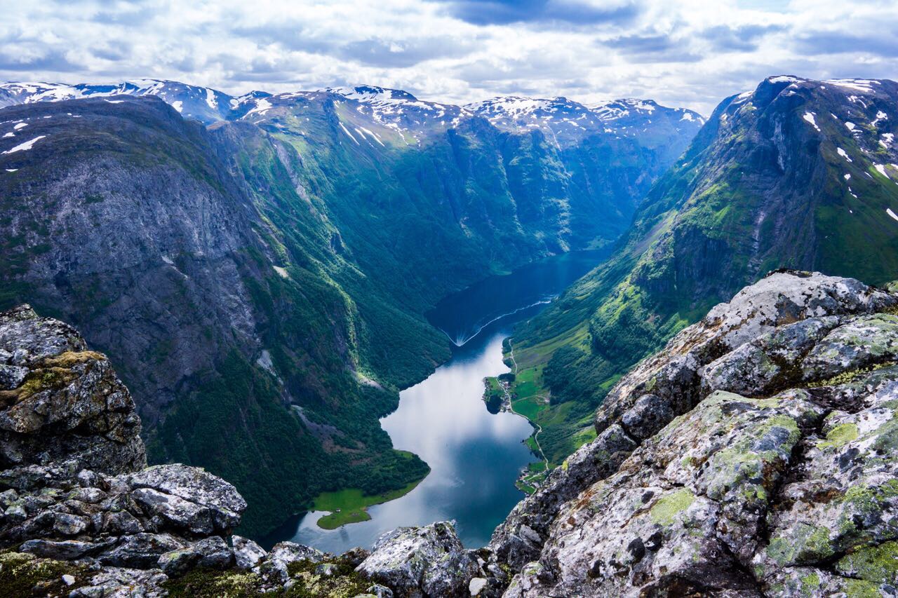 when to visit norway fjords