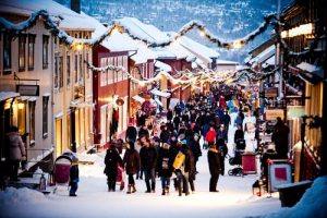 Christmas time in Roros by Thomas Rasmus Skaug, Visit Norway
